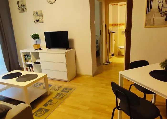 Centrum - Metro Rondo Onz Lägenhet Warszawa