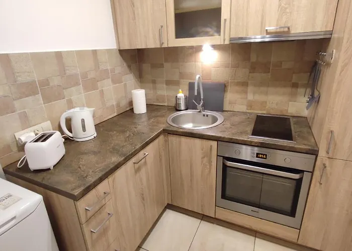 Centrum - Metro Rondo Onz *