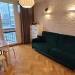 Centrum - Metro Rondo Onz Apartmán