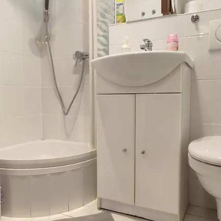 Apartment Centrum - Metro Rondo Onz *