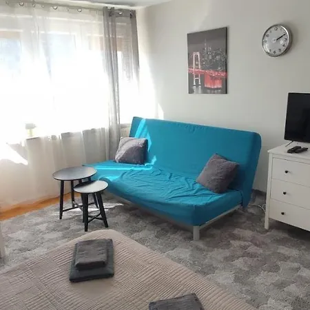 Apartment Centrum - Metro Rondo Onz *