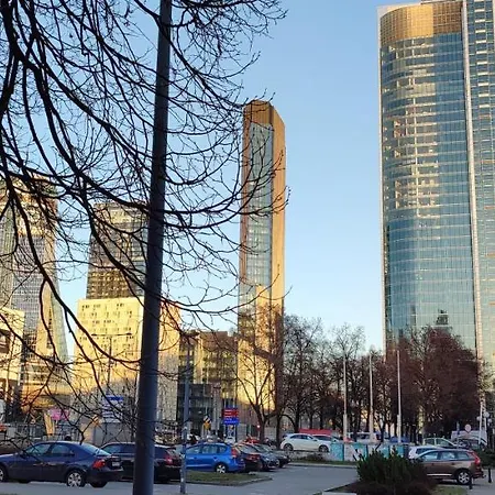 Centrum - Metro Rondo Onz דירה ורשה