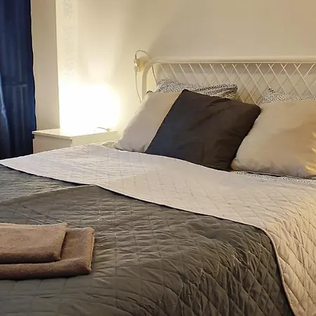 Centrum - Metro Rondo Onz * ורשה