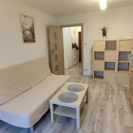 Centrum - Metro Rondo Onz Apartment Warsaw