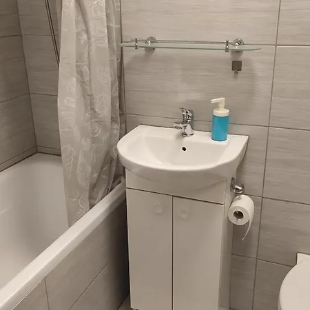 Centrum - Metro Rondo Onz Apartment Warsaw