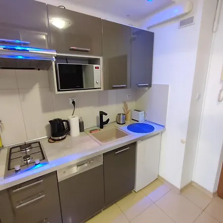 Apartment Centrum - Metro Rondo Onz Warsaw