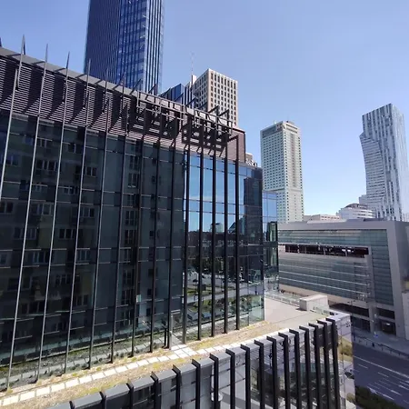 דירה Centrum - Metro Rondo Onz ורשה