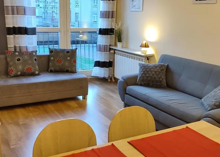 Centrum - Metro Rondo Onz Apartmán