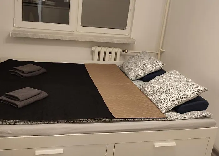 Centrum - Metro Rondo Onz * Varšava