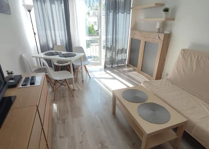 Centrum - Metro Rondo Onz *