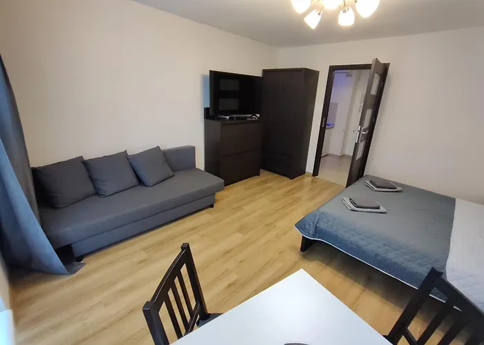 Centrum - Metro Rondo Onz Apartmán