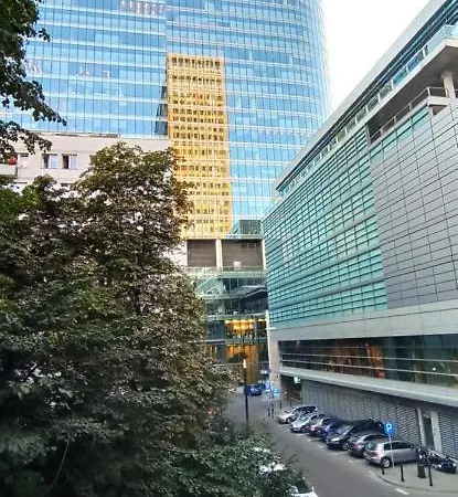 Centrum - Metro Rondo Onz Apartamento