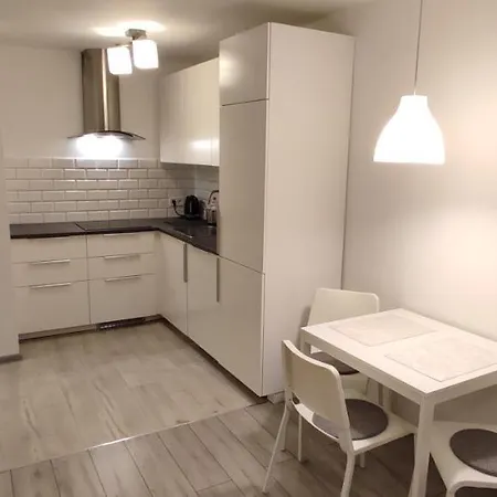 Apartamento Centrum - Metro Rondo Onz