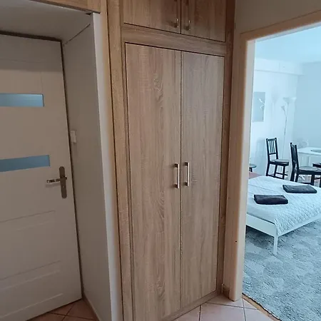 Apartment Centrum - Metro Rondo Onz
